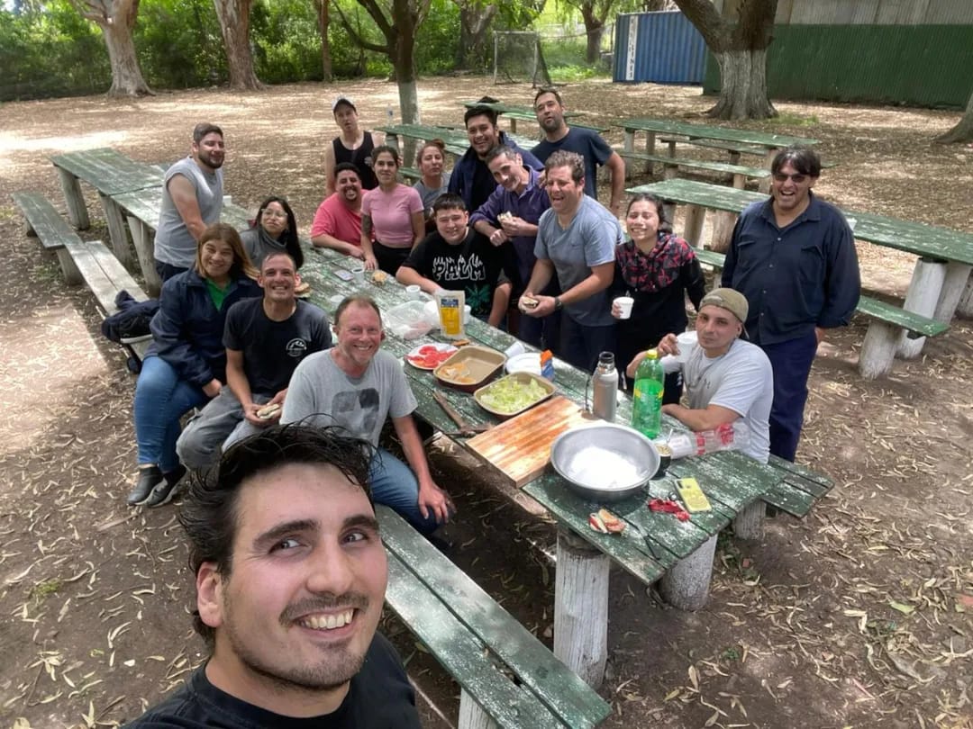 Gran equipo de fabricacion de asiento para chofer